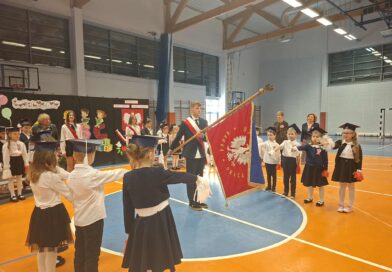 Ślubowanie uczniów klas pierwszych